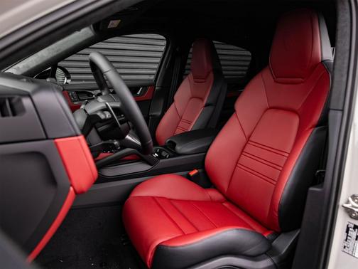 2026 Porsche Cayenne GTS