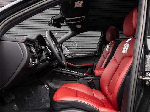 2026 Porsche Macan S