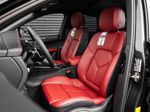 2026 Porsche Macan S