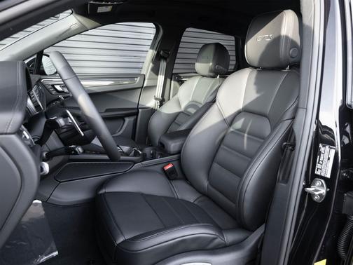 2026 Porsche Macan GTS