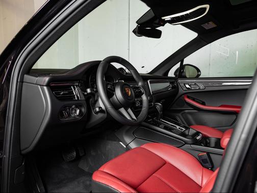 Jet Black Metallic 2026 Porsche Macan T