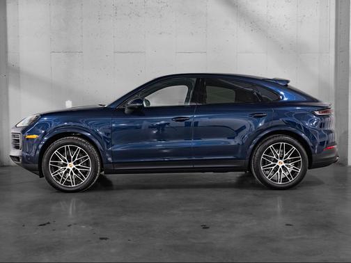 Algarve Blue Metallic 2026 Porsche Cayenne Cayenne