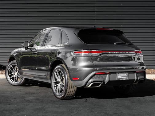 2023 Porsche Macan T