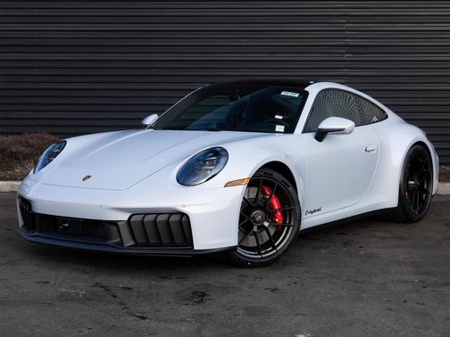 2026 Porsche 911 Carrera GTS