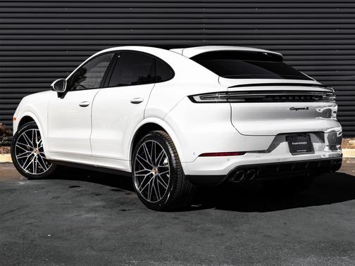 2026 Porsche Cayenne S