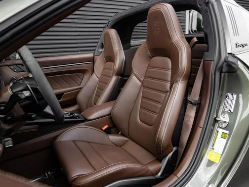 2024 Porsche 911 Targa 4 GTS