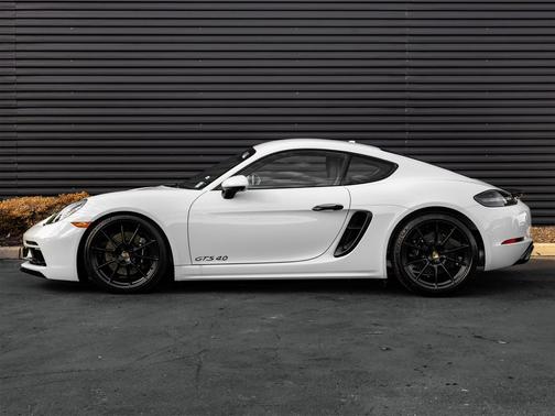 2025 Porsche 718 Cayman GTS 4.0