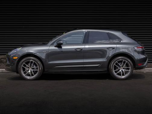 Volcano Grey Metallic 2024 Porsche Macan Macan