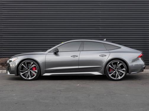 2021 Audi RS 7 4.0T