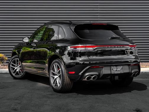 2025 Porsche Macan S
