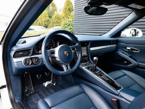 2013 Porsche 911 Carrera