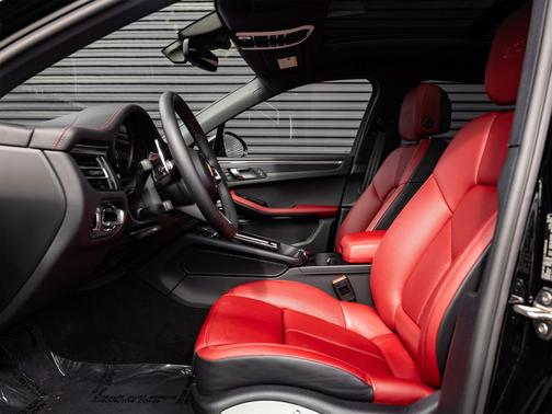 2022 Porsche Macan GTS