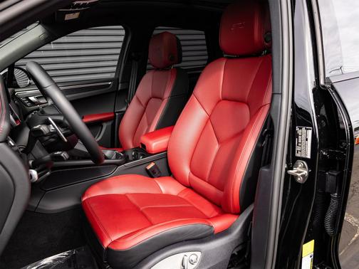 2022 Porsche Macan GTS
