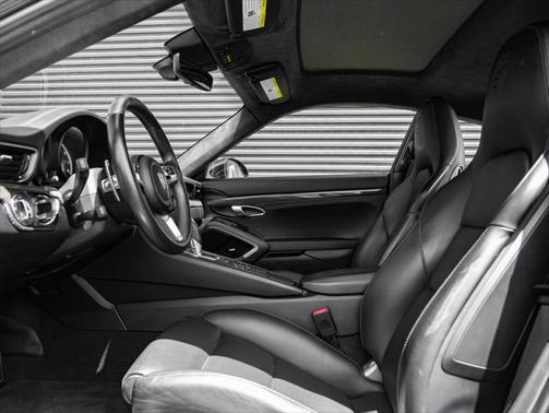 2019 Porsche 911 Turbo S
