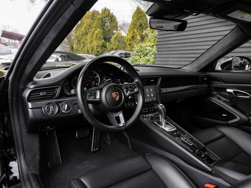 2019 Porsche 911 Turbo