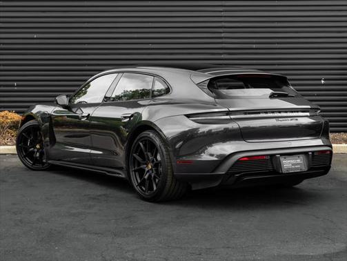 2023 Porsche Taycan Cross Turismo GTS