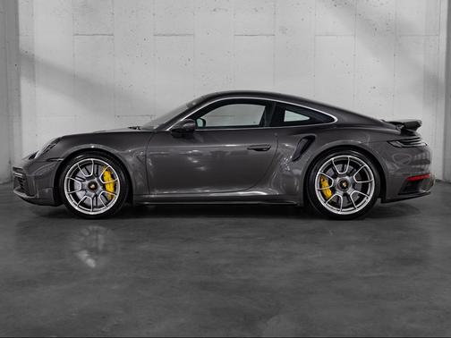 Agate Grey Metallic 2022 Porsche 911 Turbo S