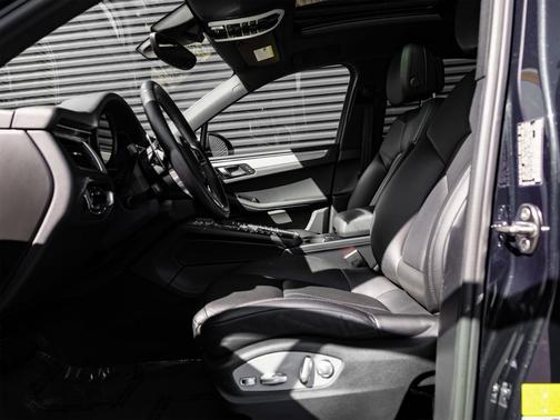 2018 Porsche Macan Sport Edition