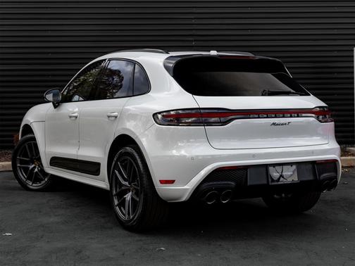 2026 Porsche Macan T