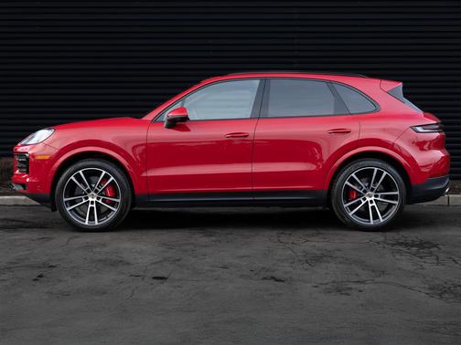 2025 Porsche Cayenne S