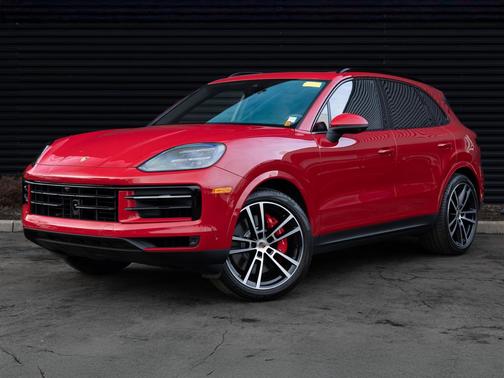 2025 Porsche Cayenne S