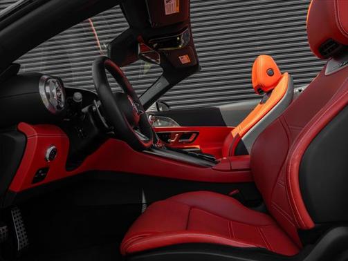 2023 Mercedes-Benz AMG SL 43 Base