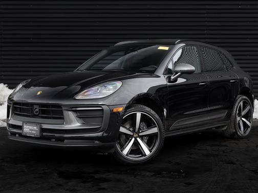 2025 Porsche Macan T