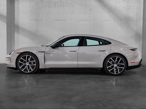 Chalk 2026 Porsche Taycan 4