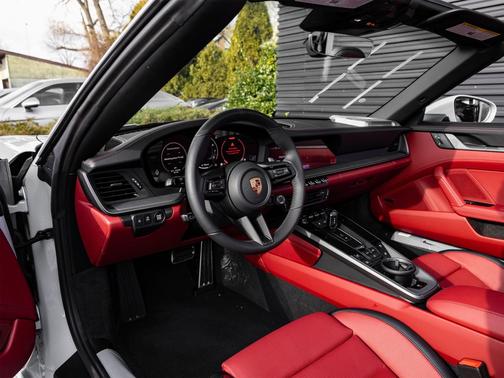 2026 Porsche 911 Carrera