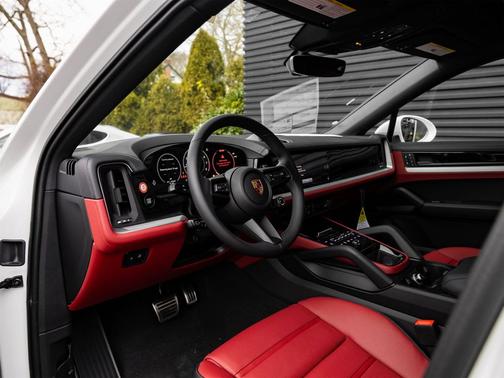 2026 Porsche Cayenne S