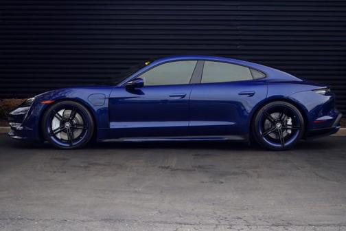 2020 Porsche Taycan Turbo