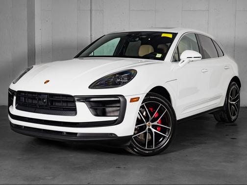 White 2023 Porsche Macan Macan