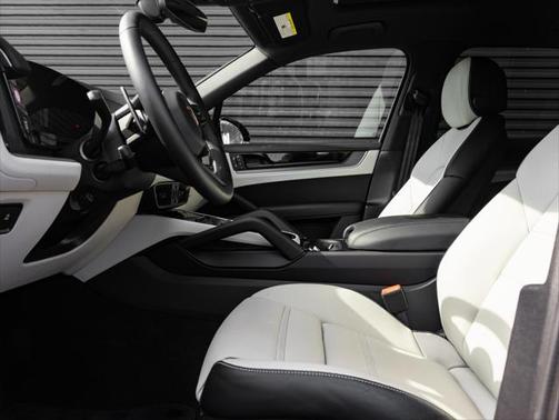 2024 Porsche Cayenne