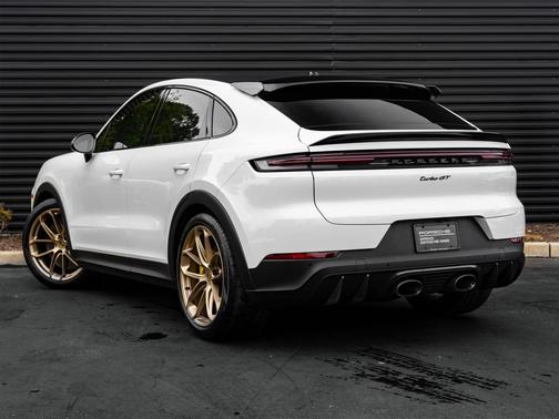 2024 Porsche Cayenne Turbo GT