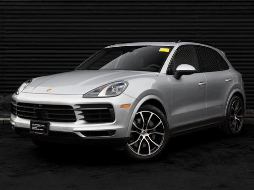 2023 Porsche Cayenne S