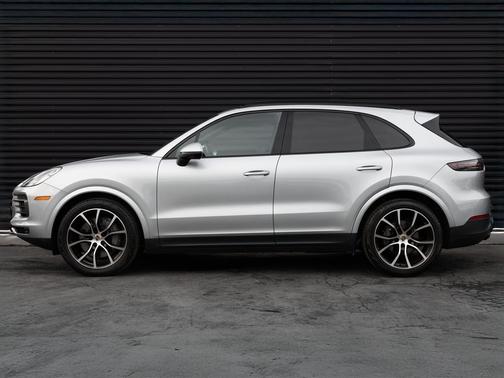 2023 Porsche Cayenne S