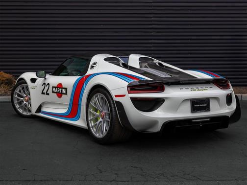2015 Porsche 918 Spyder Base w/Weissach Package