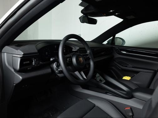 Ice Grey Metallic 2026 Porsche Macan Macan Electric 4