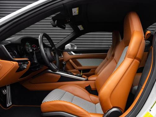 2023 Porsche 911 Carrera S