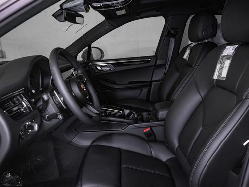 Chalk 2026 Porsche Macan Macan
