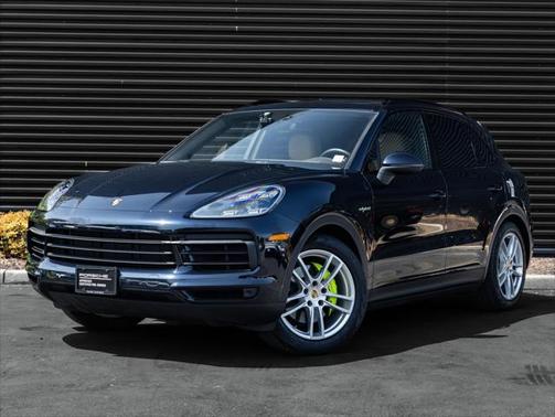 2022 Porsche Cayenne E-Hybrid S
