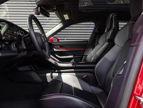 2022 Porsche Taycan Cross Turismo Turbo