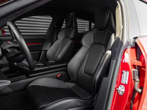 2022 Porsche Taycan Cross Turismo Turbo