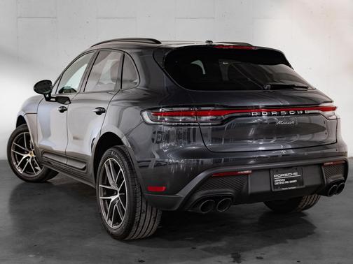 Volcano Grey Metallic 2025 Porsche Macan Macan