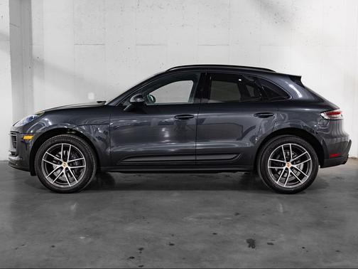 Volcano Grey Metallic 2025 Porsche Macan Macan