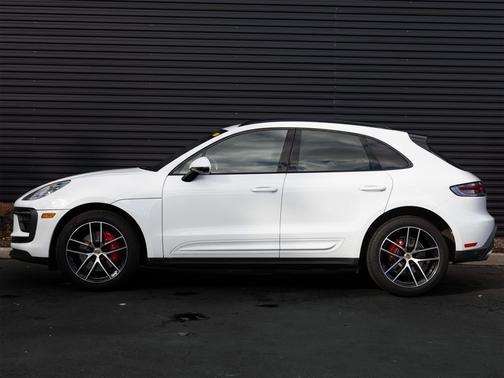 2023 Porsche Macan S
