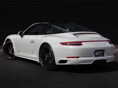 2018 Porsche 911 Targa 4 GTS