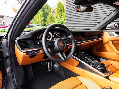 2026 Porsche 911 Carrera