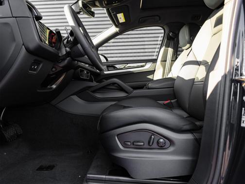 2026 Porsche Cayenne Cayenne E-Hybrid