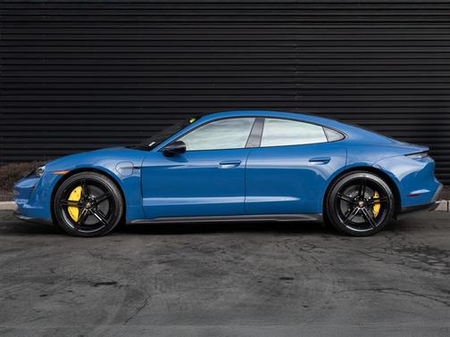 2022 Porsche Taycan Turbo S